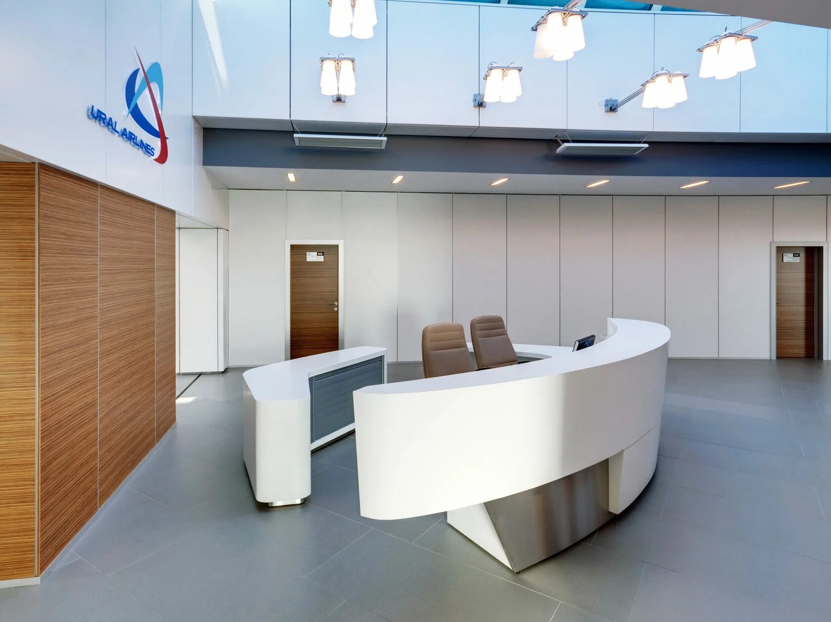 Уральские авиалинии здание. Бизнес-центр «avm- orsetto. Офисы уральские. Ул. Офис компании уральские авиалинии.
