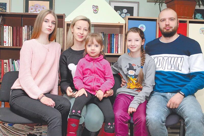 Многодетные подмосковья. Многодетные семьи долгопрудного. многодетный долгопрудный. многодетная семья 2019 года в перми. семья года 2019 свердловская областью.
