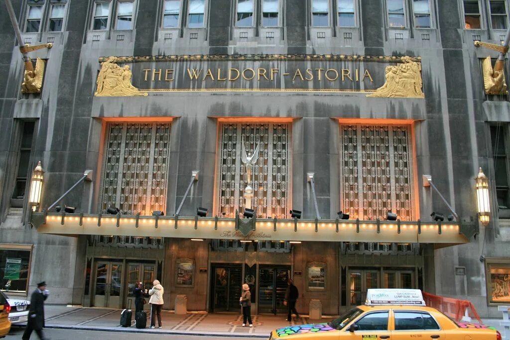 Астория гостиница нью-йорк. Отель waldorf astoria. Отель waldorf astoria. Ворлд оф астория нью-йорк. Отель вальдорф нью-йорк.