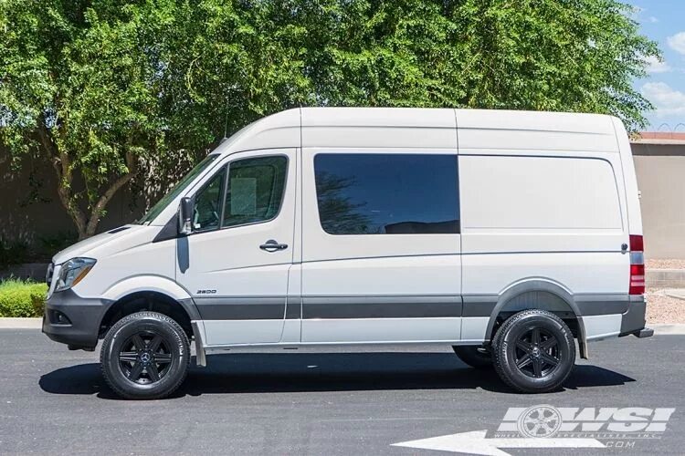 Спринтер 907. Mercedes Benz Sprinter 3500 Wheels. Мерседес Спринтер коротыш. Mercedes-Benz Sprinter 17.