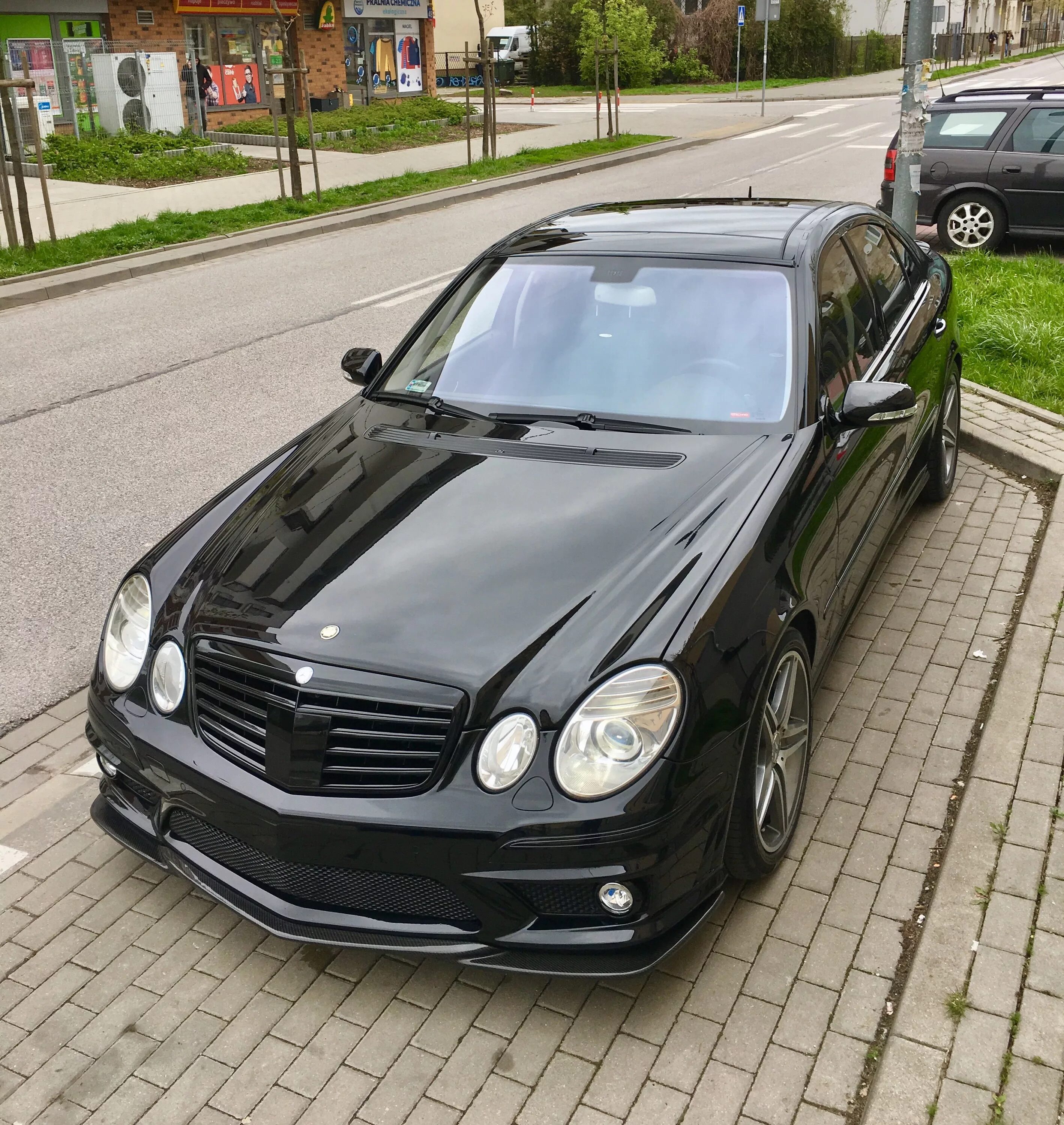 Mercedes-Benz w211. Мерседес w211 AMG. Mercedes e63 AMG w211. Мерседес e211 AMG. Мерседес w211 б у