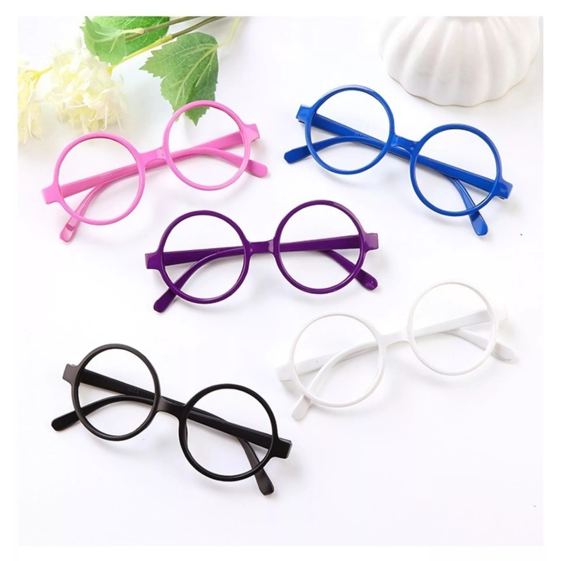 Пластмассовые очки. Пластиковые очки для зрения. Пластмассовая оправа для очков. Круглые пластиковые очки для зрения.
