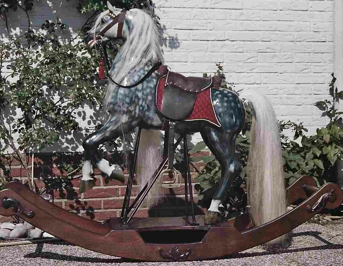 That is a rocking horse. Лошади из дерева ручной работы. That is a rocking horse. That is a rocking horse. Лошадка качалка 19 века.