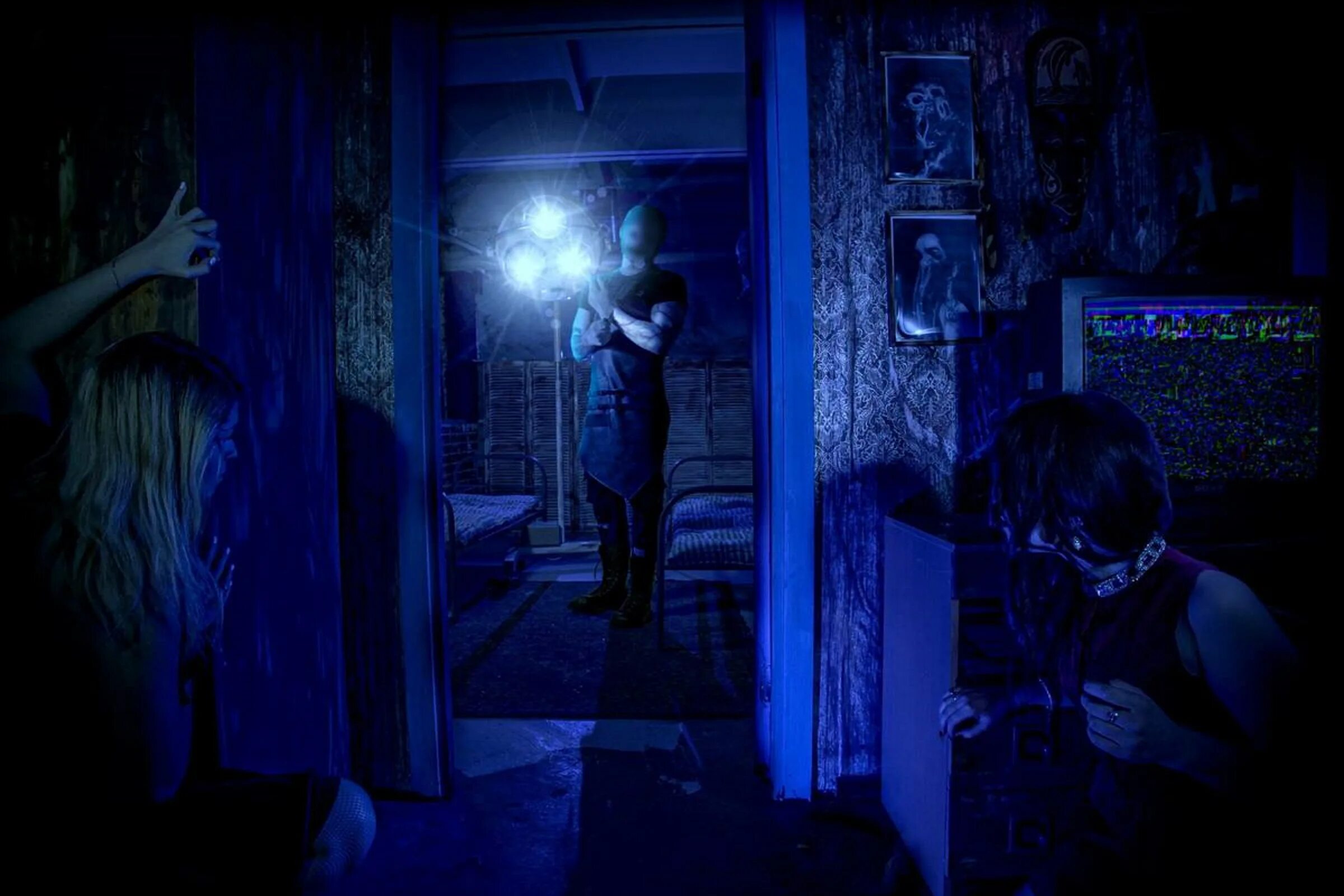 Хоррор квест красноярск. Квест тетрадь смерти. Топ страшных квестов. Топ страшных квестов. Квест кукла в красноярске.