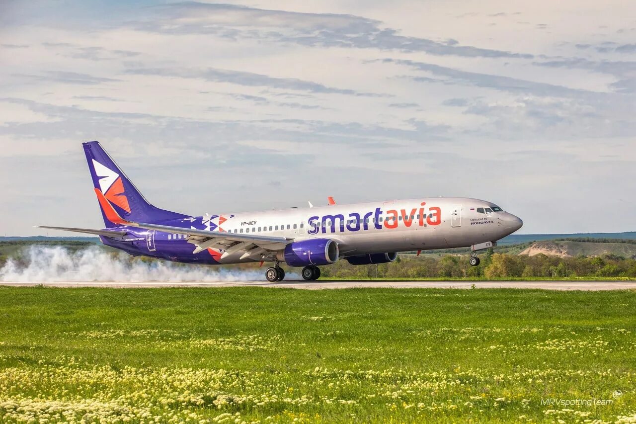 Какие самолеты в мае. 737-800 Смартавиа. SMARTAVIA Boeing 737-500. Boeing 737 Смартавиа. Boeing 737-800 SMARTAVIA.