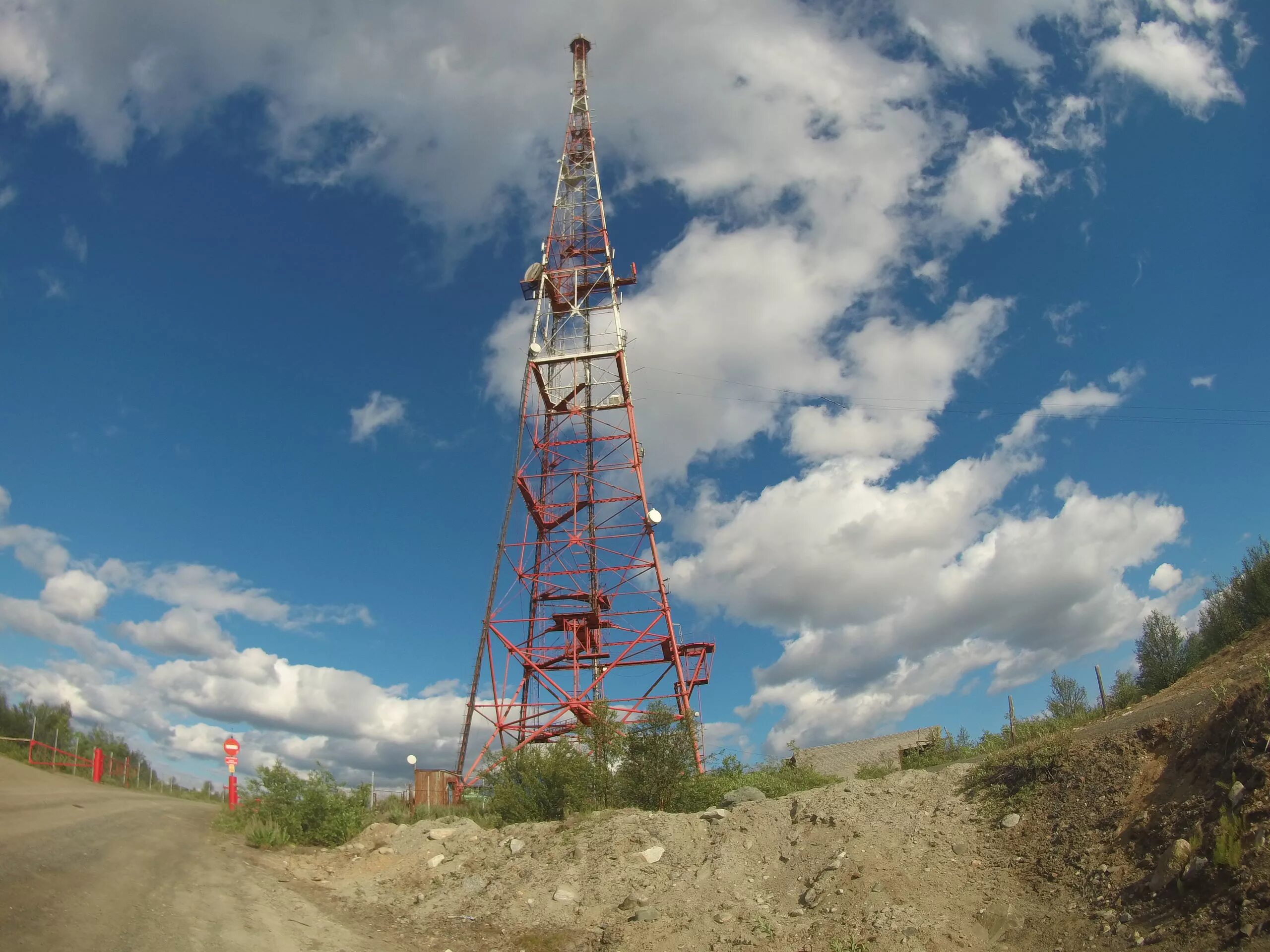 амс антенно-мачтовое сооружение. эксплуатация вышки. башня радиосвязи. эксплуатация вышки. автовышка вл 35-110 кв.