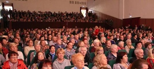 Дк приокский сайт. ДК Приокский Рязань. ДК Приокский Рязань зал. Фото зала в ДК Приокский. Концертный зал ДК профсоюзов Тверь.