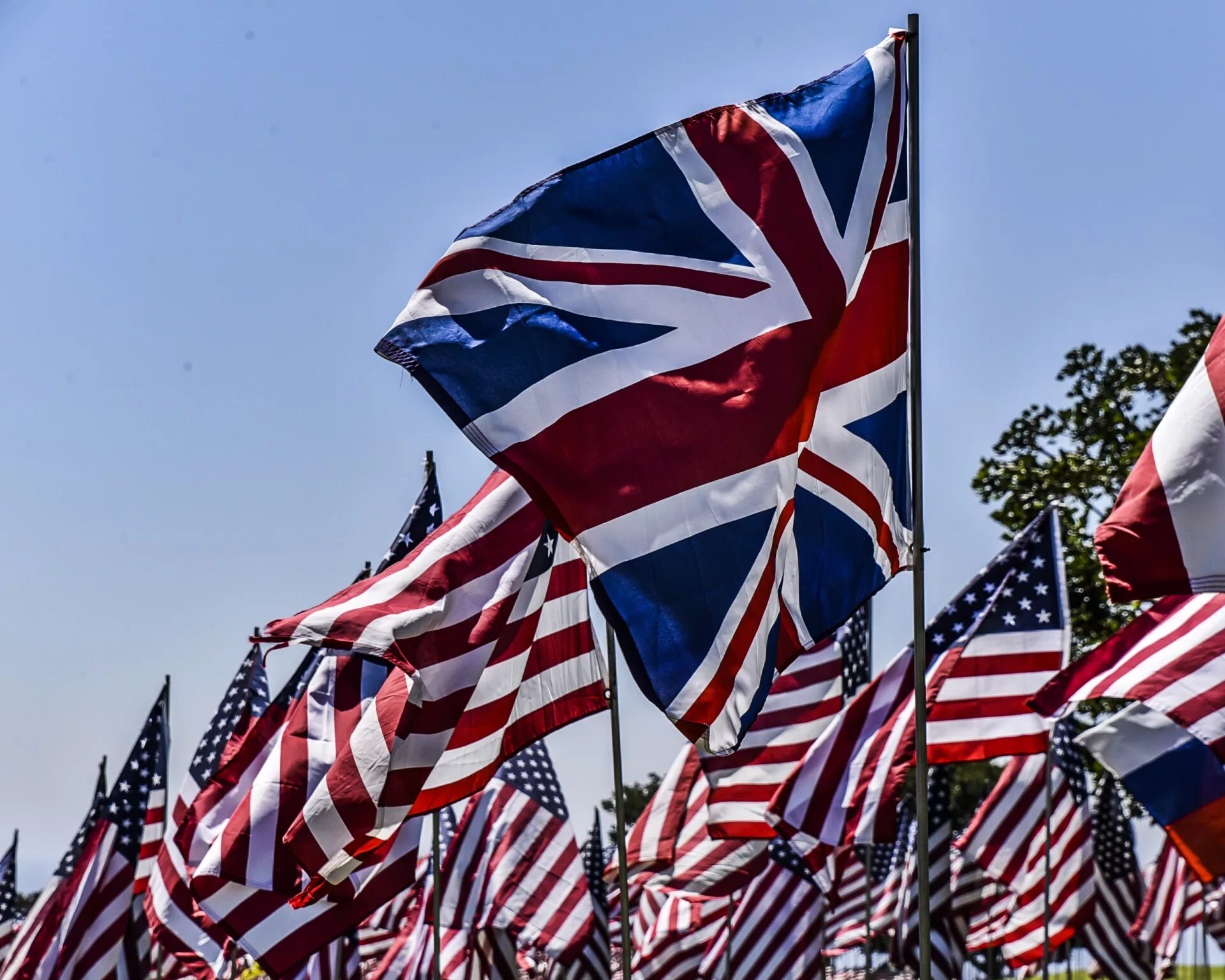Britain is a nation. Флаг великобританской Америки. Англия США. Америка и Британия. Британия против США.