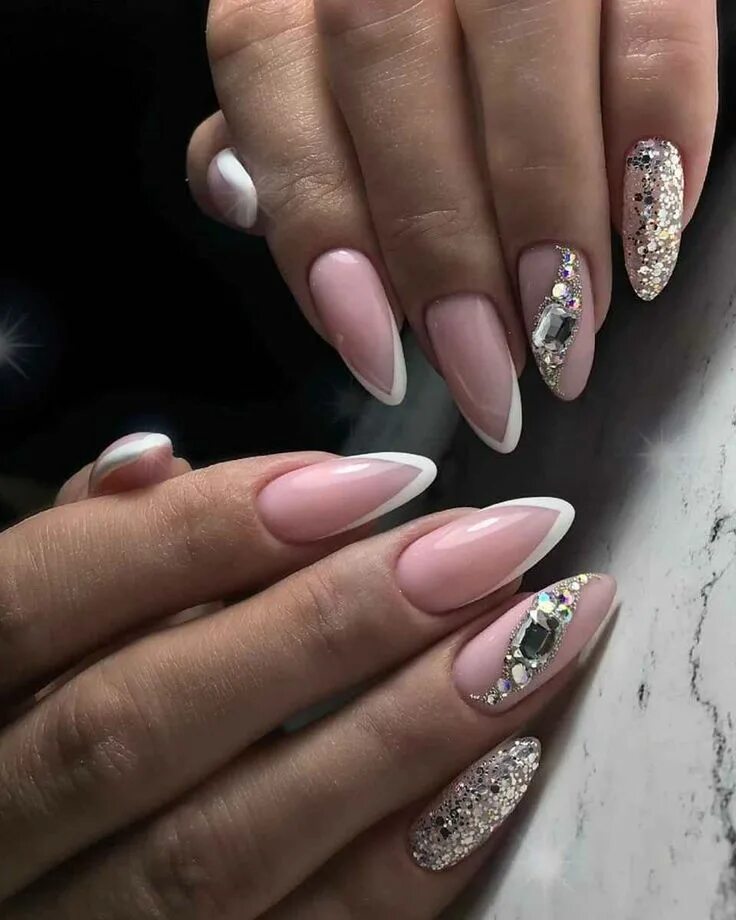 Pin on nails Acrylic nails coffin pink, Flower nails, Elegant nails