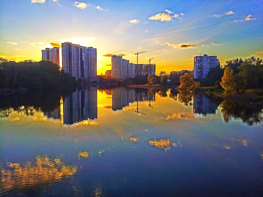 Пушкино московской области вторичное. Возрождение Пушкино улица Чехова. Набережная в Пушкино Московской области. Пушкино (город в Московской обл.). Пушкино Московская область фото.