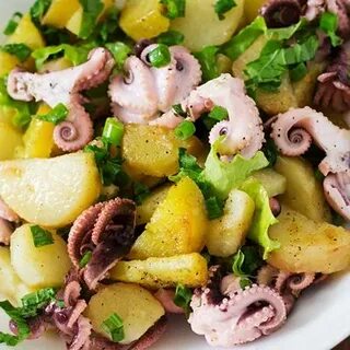 Кальмар с картофелем