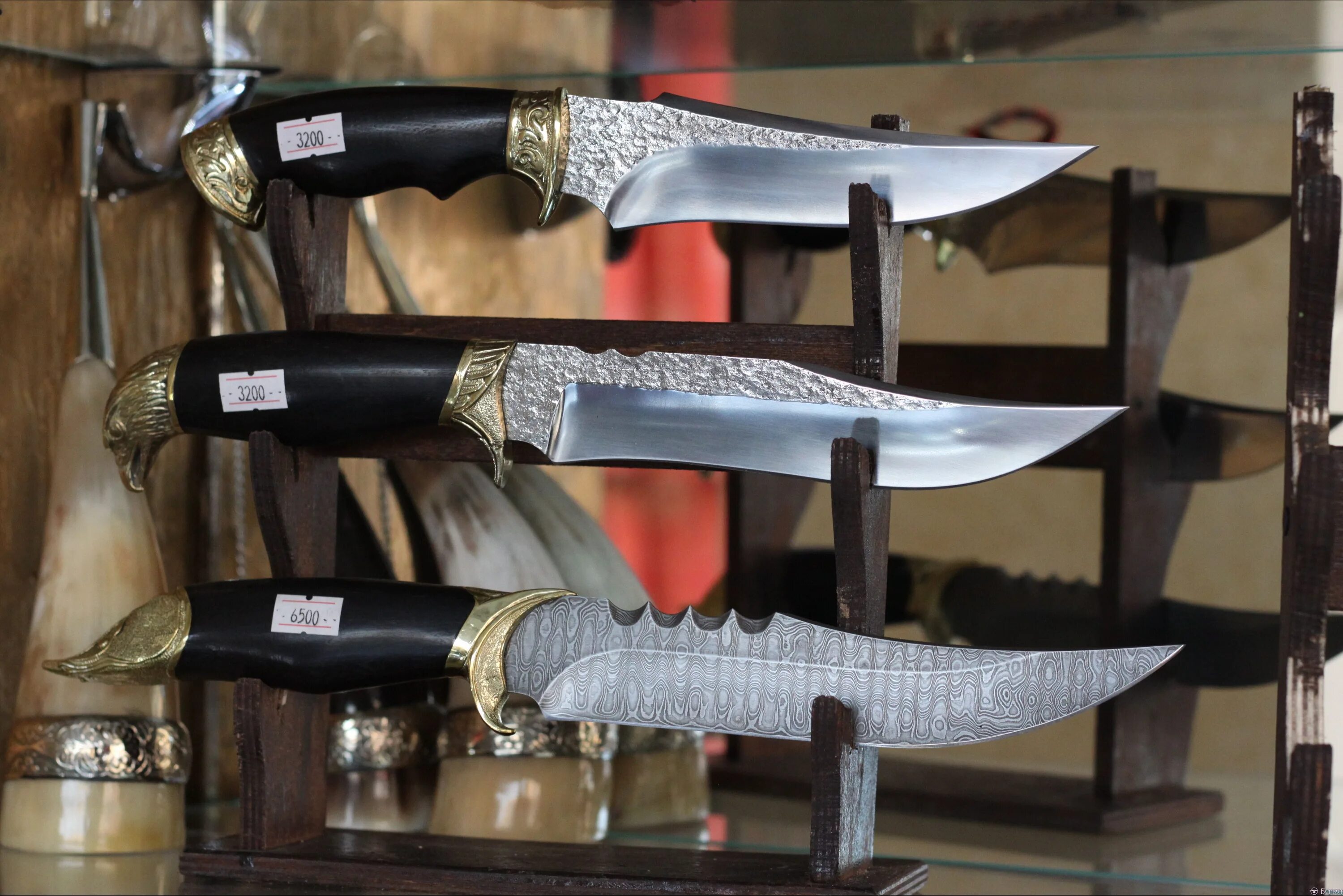 Кизлярские ножи. Ножи дагестан. Ножи из дагестана. Нож охотничий г515. Нож граб кизляр.