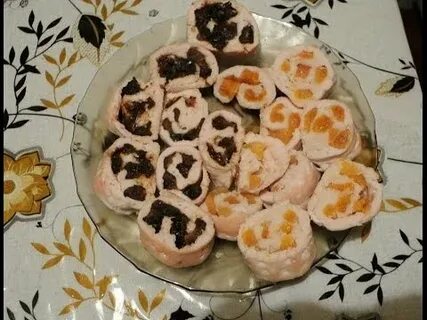 Куриный рулет с черносливом и курагой