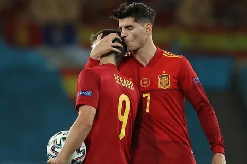 Eurocopa 2021: Morata, un abrazo redentor con Luis Enrique y un spero 