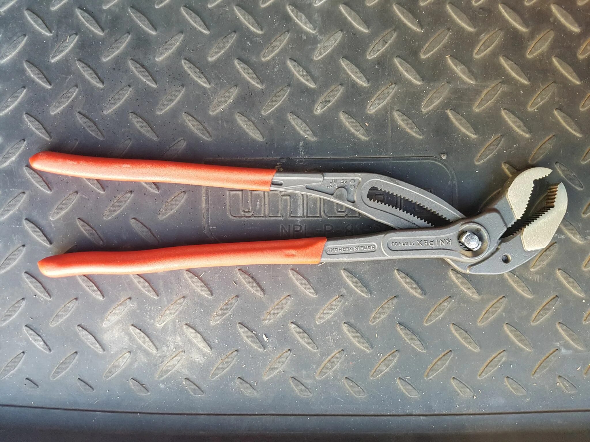 Cobra 400. Knipex 8701400 Кобра XL. Knipex Cobra 400 мм. Knipex KN-8701400. Книпекс 400 клещи переставные.