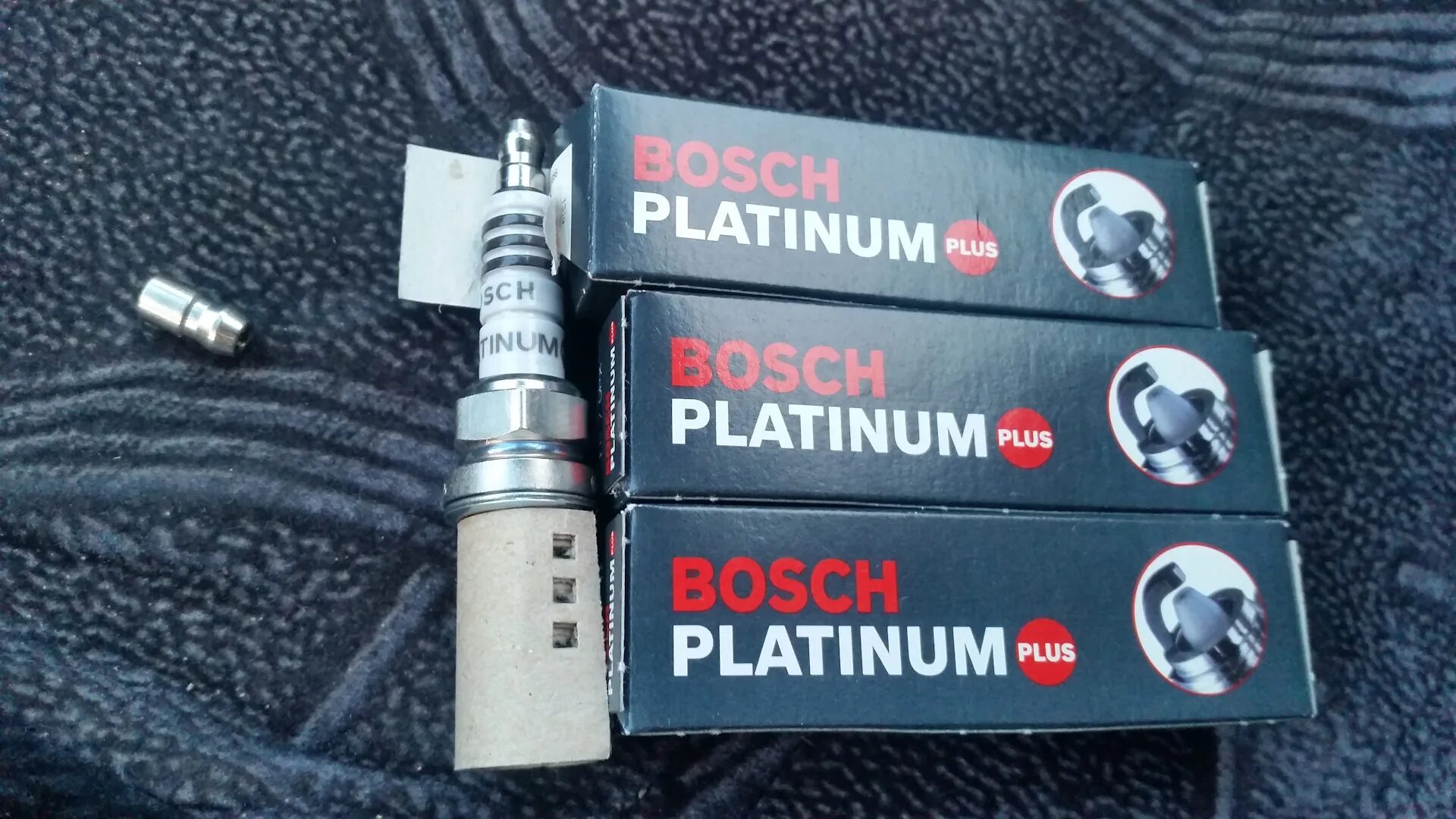 Bosch platinum. Bosch platinum plus fr7dpx. Bosch platinum. "свеча зажигания fr 7 hpp 332 w  0 242 235 775". Bosch platinum plus fr7dpx.