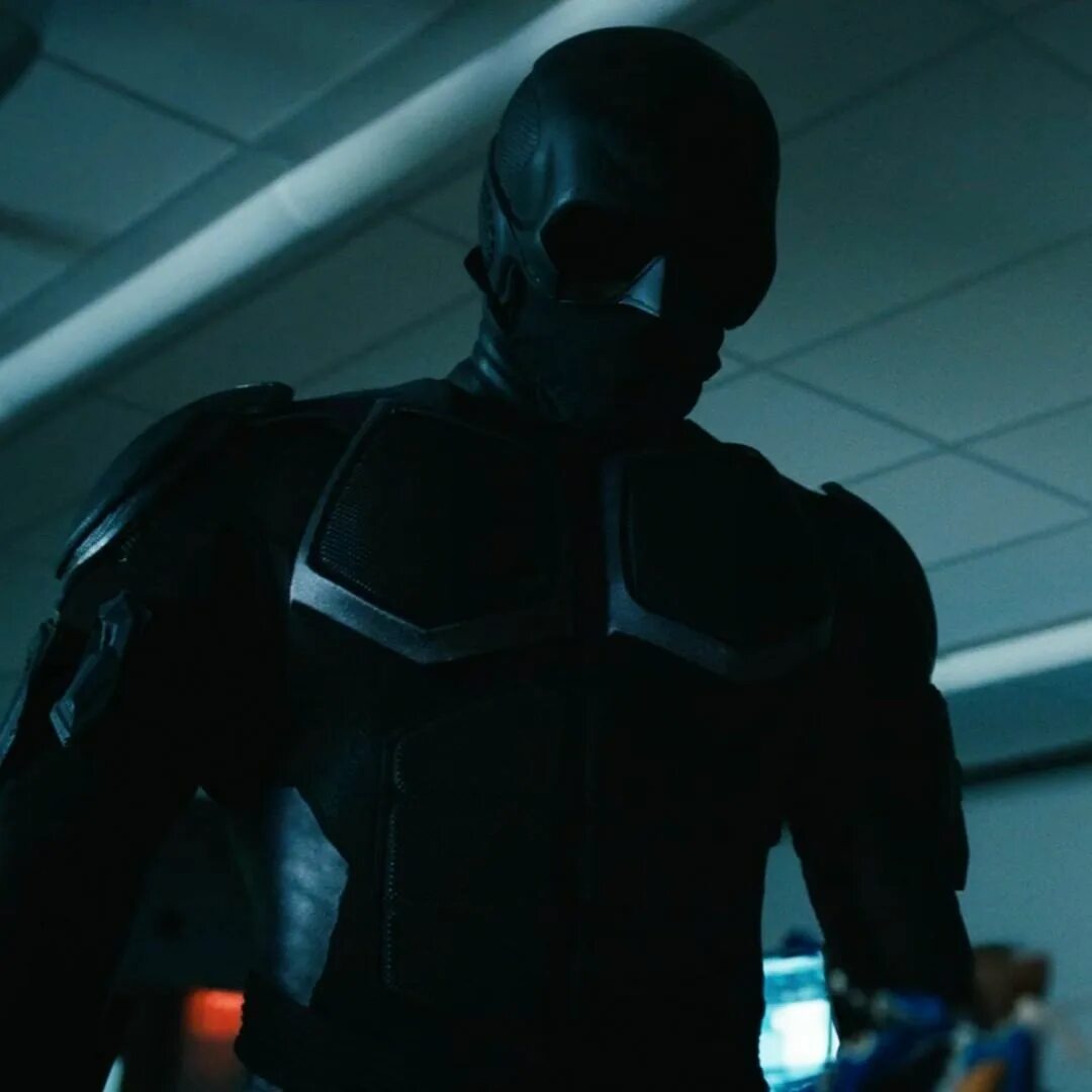 нэйтан митчелл нуар. нэйтан митчелл пацаны. черный нуар. дарк нуар пацаны. Black нуар.