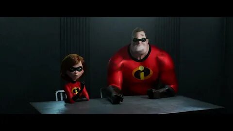 Holly Hunter and Craig T. Nelson in Суперсемейка 2 (2018). 