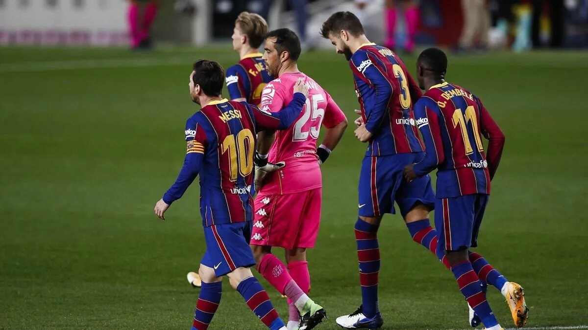 Турнир испании. Олимпиада футбол финал. Пау торрес 11 сборная испании. Турнир испании. Сборная японии по футболу 2022.