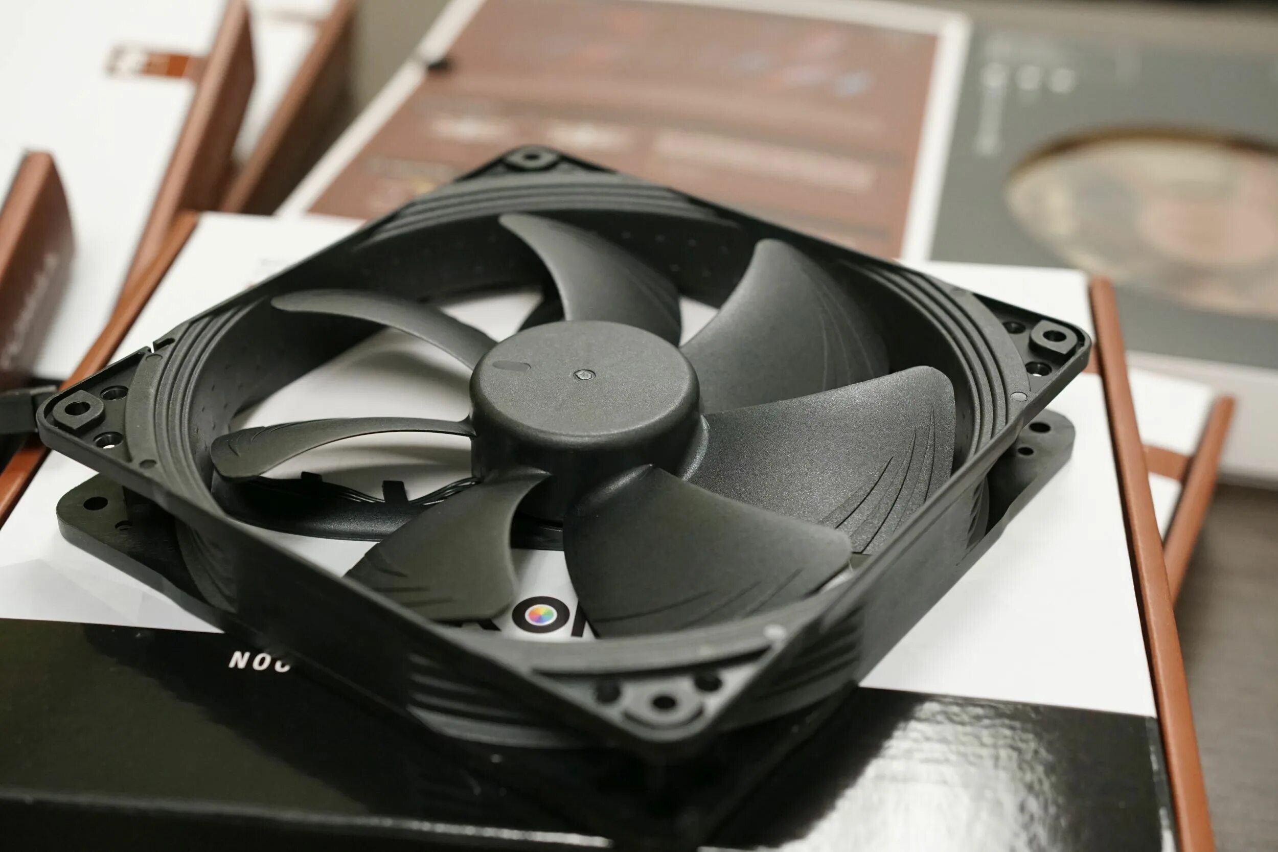 Регулировка кулеров пк. Case fan. case fan evesky. mvr fan 1152-104. настройка кулеров корпуса.