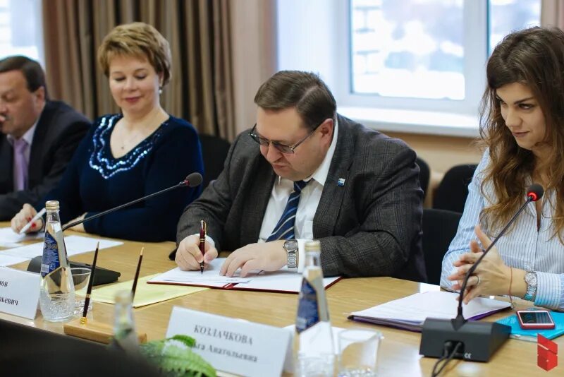 Лаборатория рэу им плеханова. Плеханова. Вф рэу им. Работа в рэу. В.