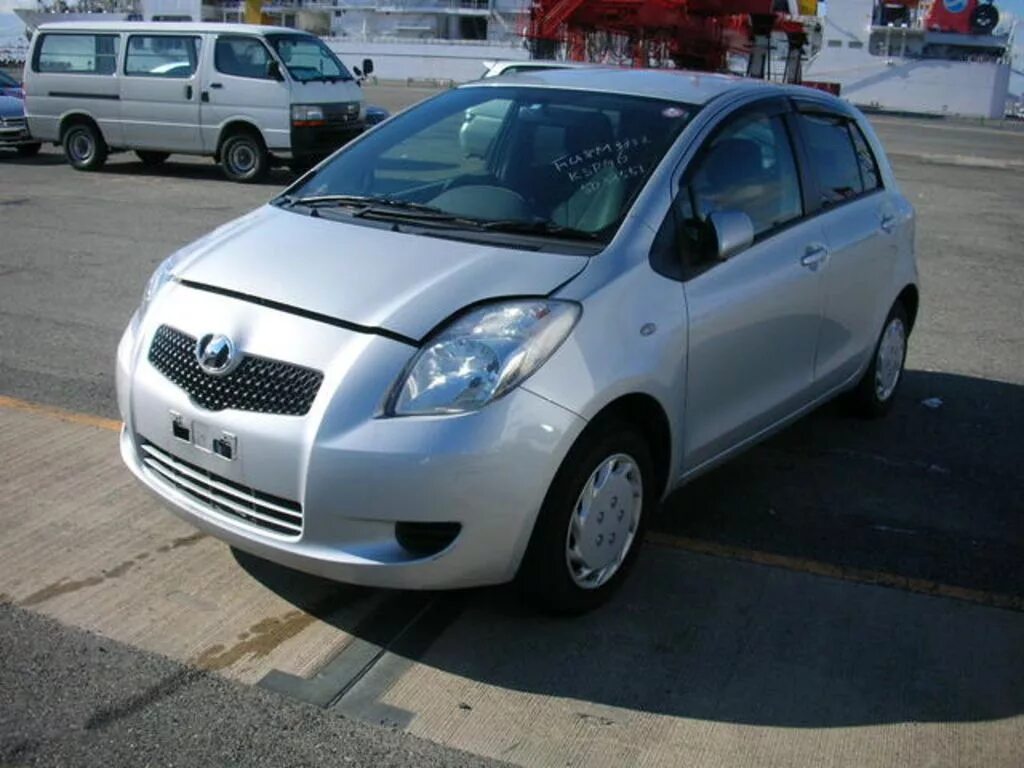 Тойота витц 2005г. Vitz 2005 тюнинг. Тойота витц 2005г. Тойота витц 2005. Тойота vitz 2005.