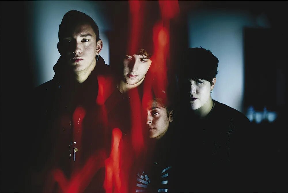The new twenty. Группа the xx. бария куреши the xx. the xx intro.