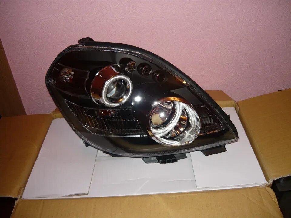 Фара nissan teana j31. Фары ниссан теана j31. Теана j31 фары. Фара ниссан теана j31 ксенон. Tean j 31 tyuning.