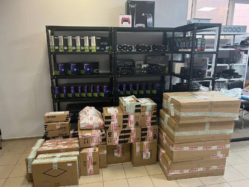 Майнинг гуру. Майнинг ферма. Майнинг гуру. Майнинг гуру. Майнинг гуру.