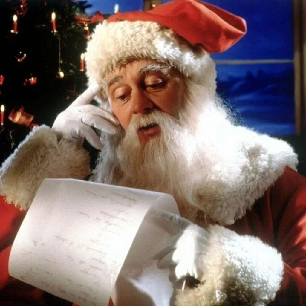 Новый год. Письмо деду Морозу. Дорогой Санта. Дед Мороз читает письма. Попросить деда мороза на новый год