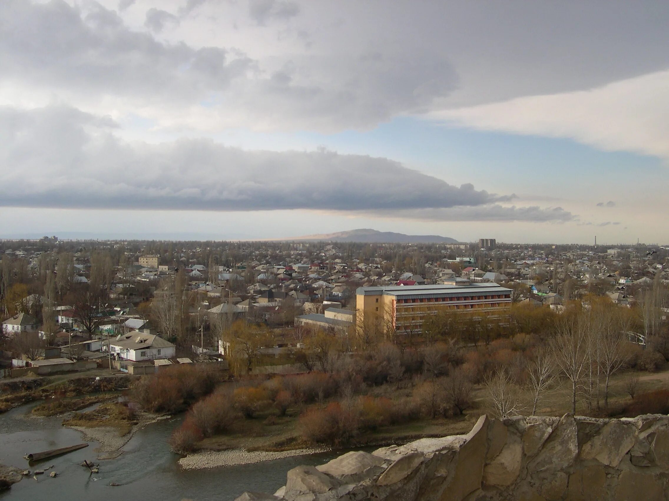 Тараз Джамбул. Гродеково Тараз. Тараз Жамбылская область, Казахстан. Город Тараз вид с гор. Бывший тараз