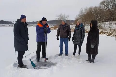 Толщина льда на водохранилище