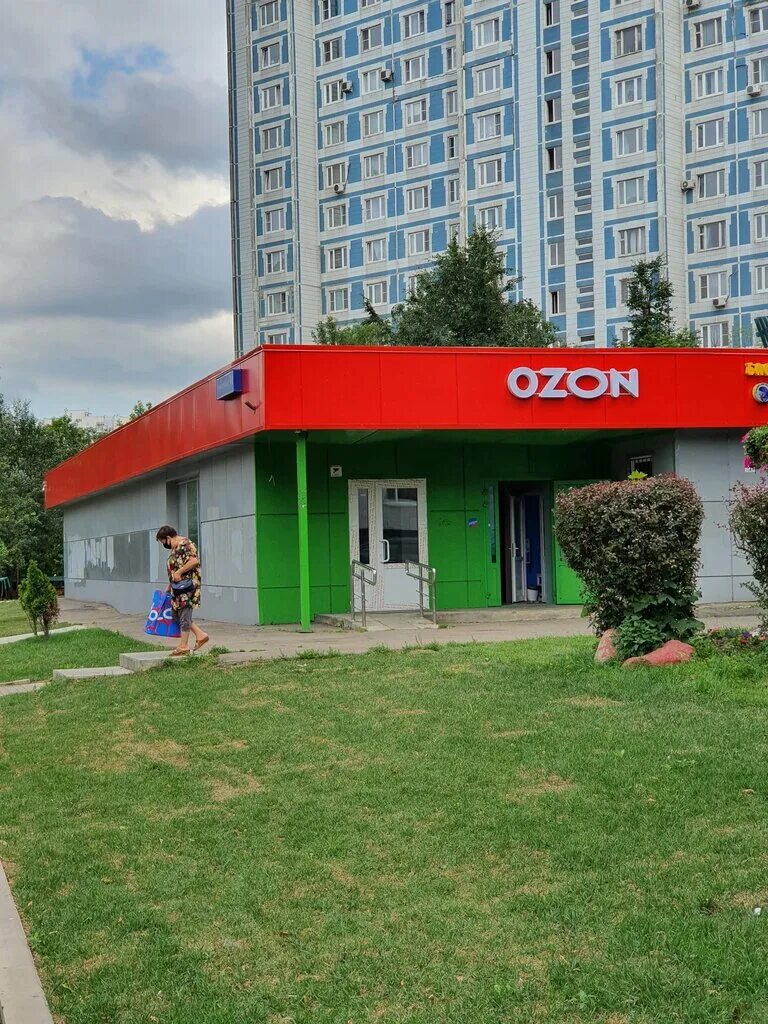 санкт петербург плесецкая улица 20к1. озон мира 57.