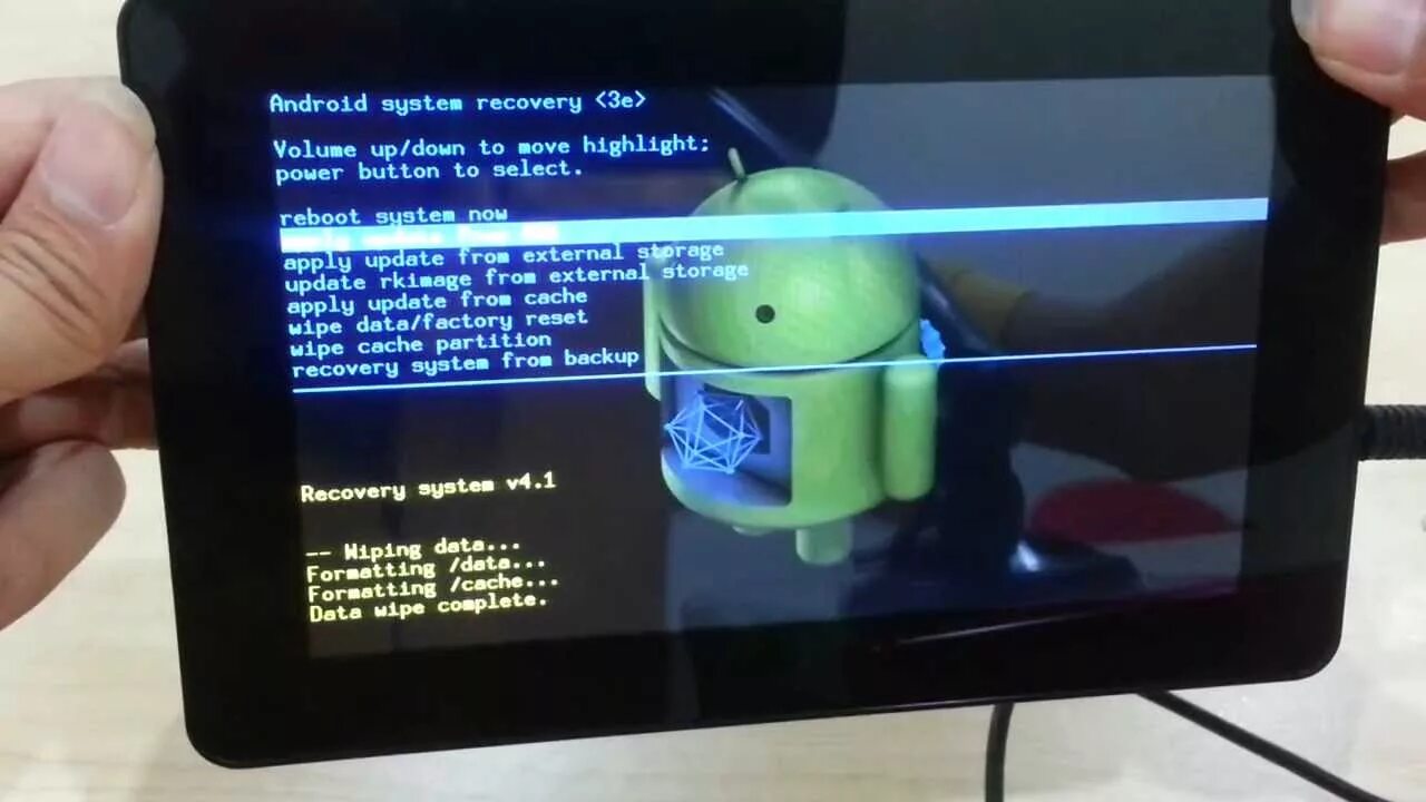 Не включается планшет хуавей. Сбросить планшет Huawei. Recovery планшет леново Android 4. Сброс настроек на планшете. Полный сброс андроид.