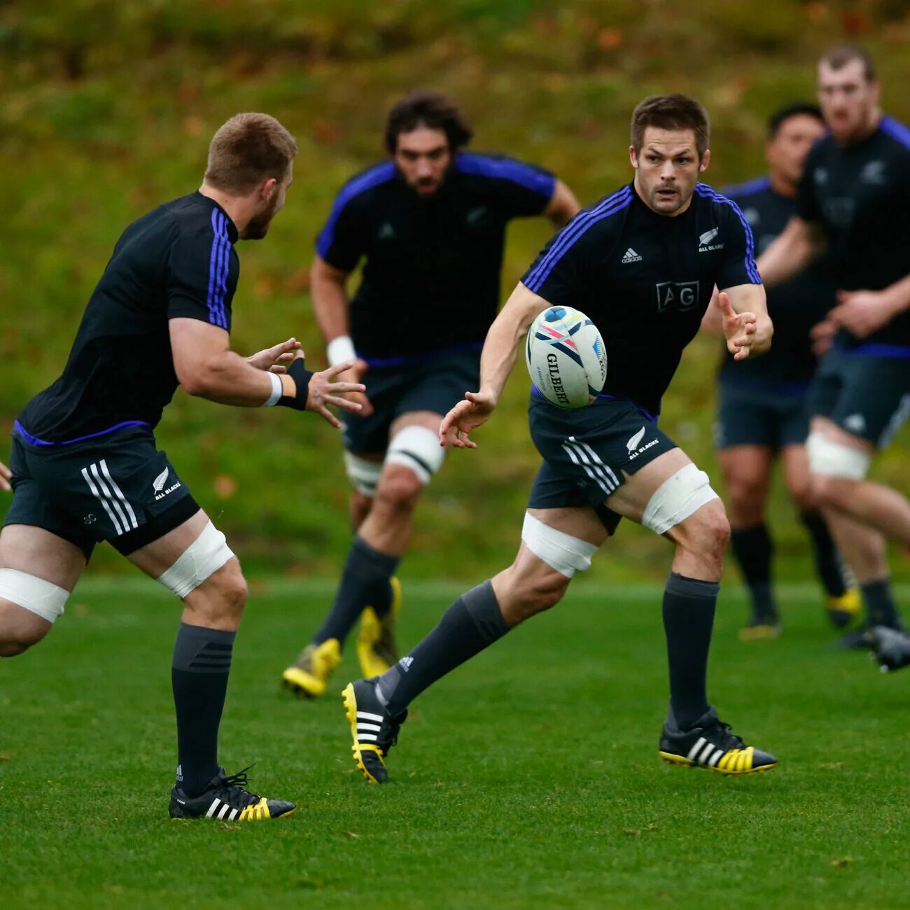 Rugby 7s. Франсуа пинар регби африка. Сборная южной африки по регби. S rugby. Регби в британии.
