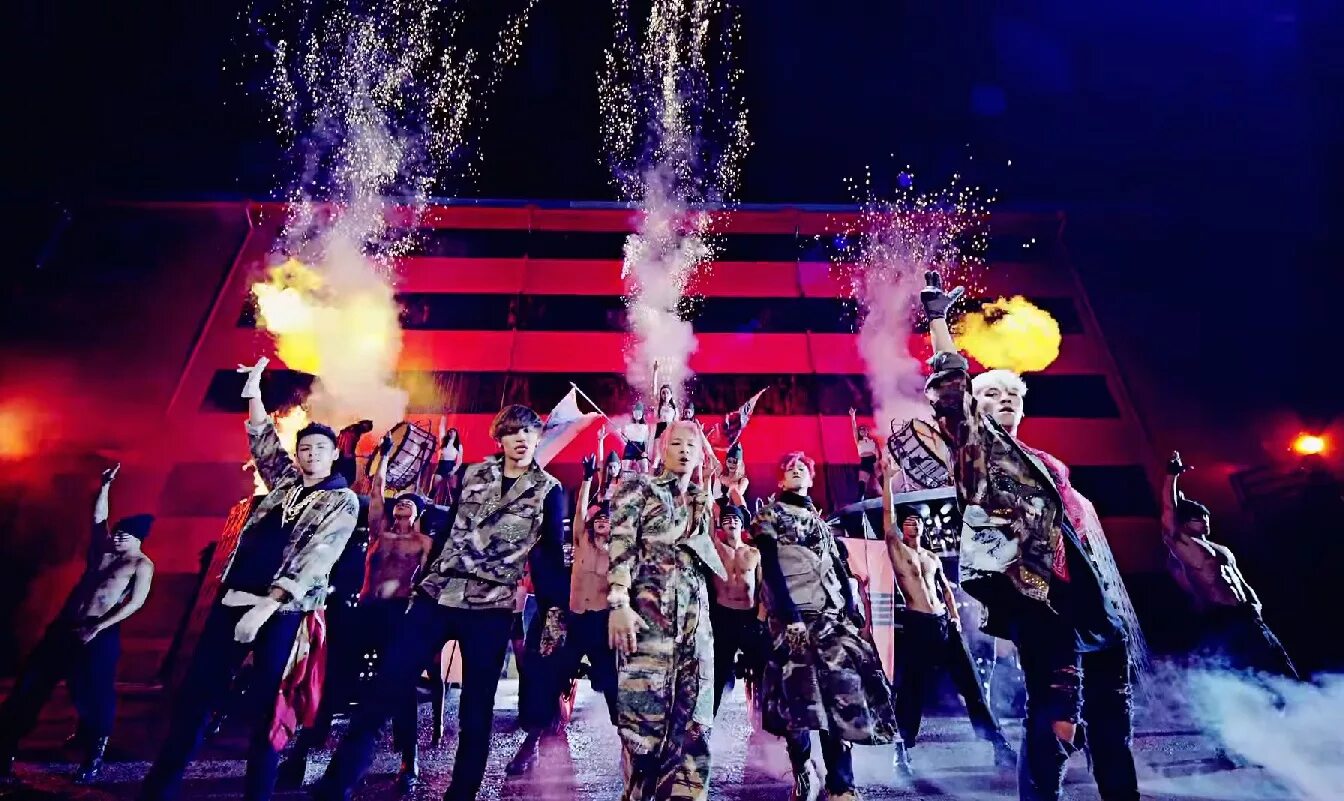 Биг бенг корейская группа. М банг. Ариана гранде и ники минаж и джесси джей. T. 2017 bigbang группа.