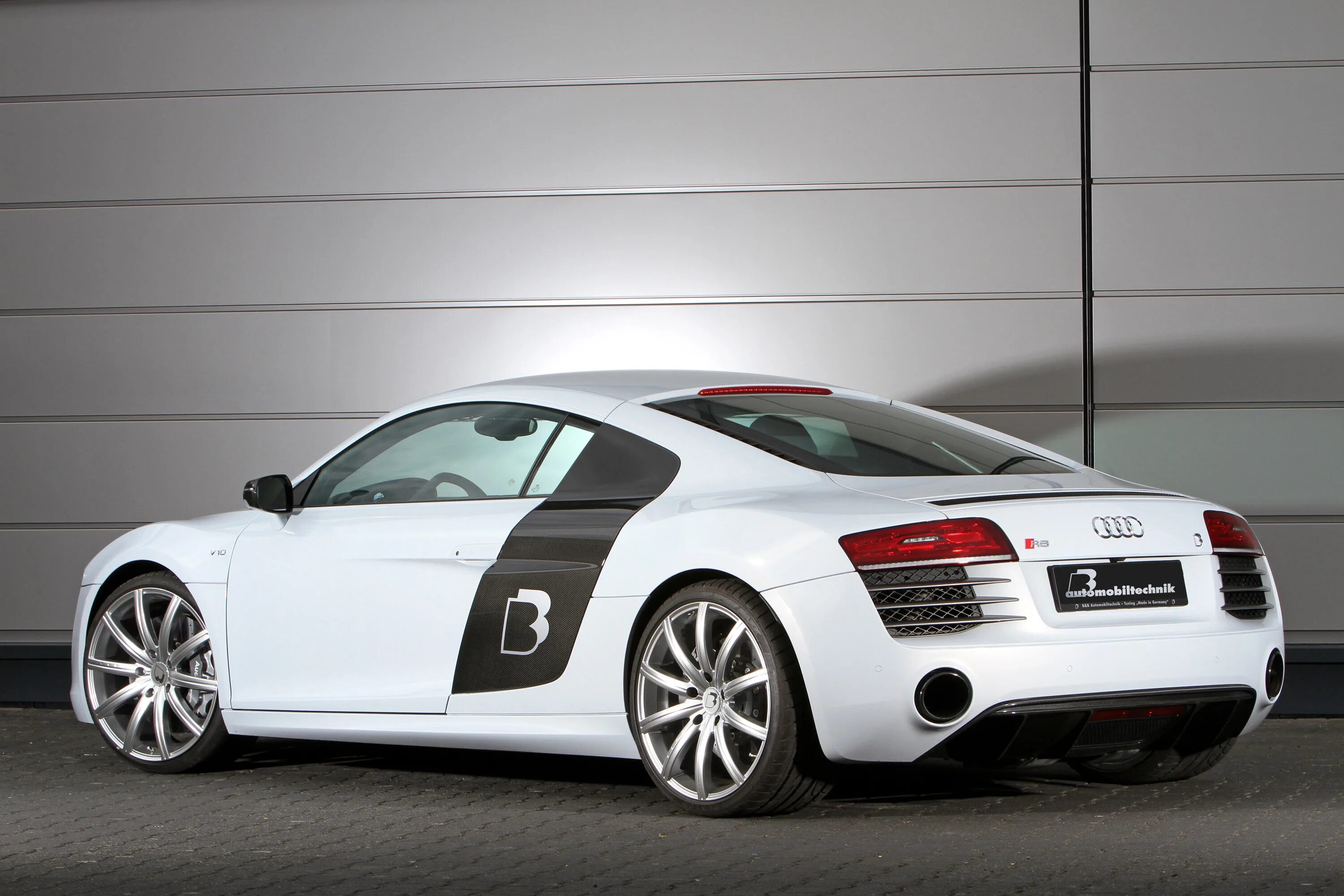 Ауди хорошая. Audi r8 v10. Ауди вв. Ауди rs6. Ауди вв.