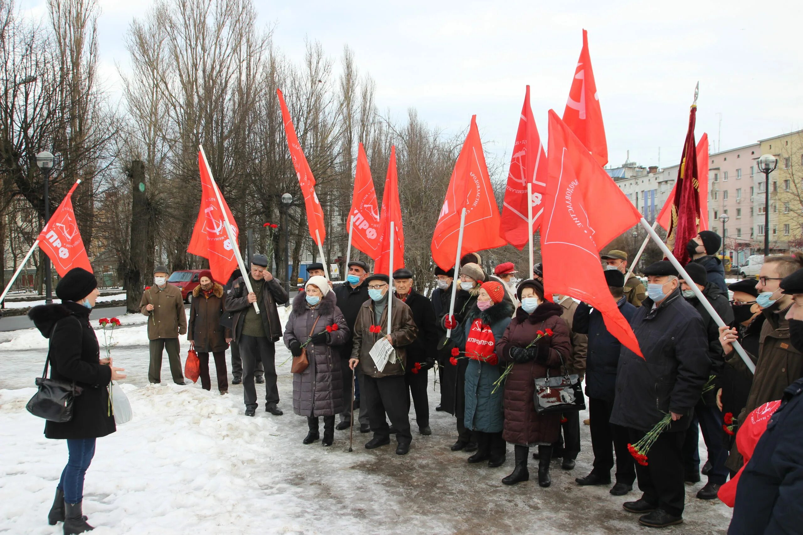 День рождения ленина кпрф. Ленинская горка омск. Ленин новости сегодня. Ленин новости сегодня. События в городе новочеркасске.