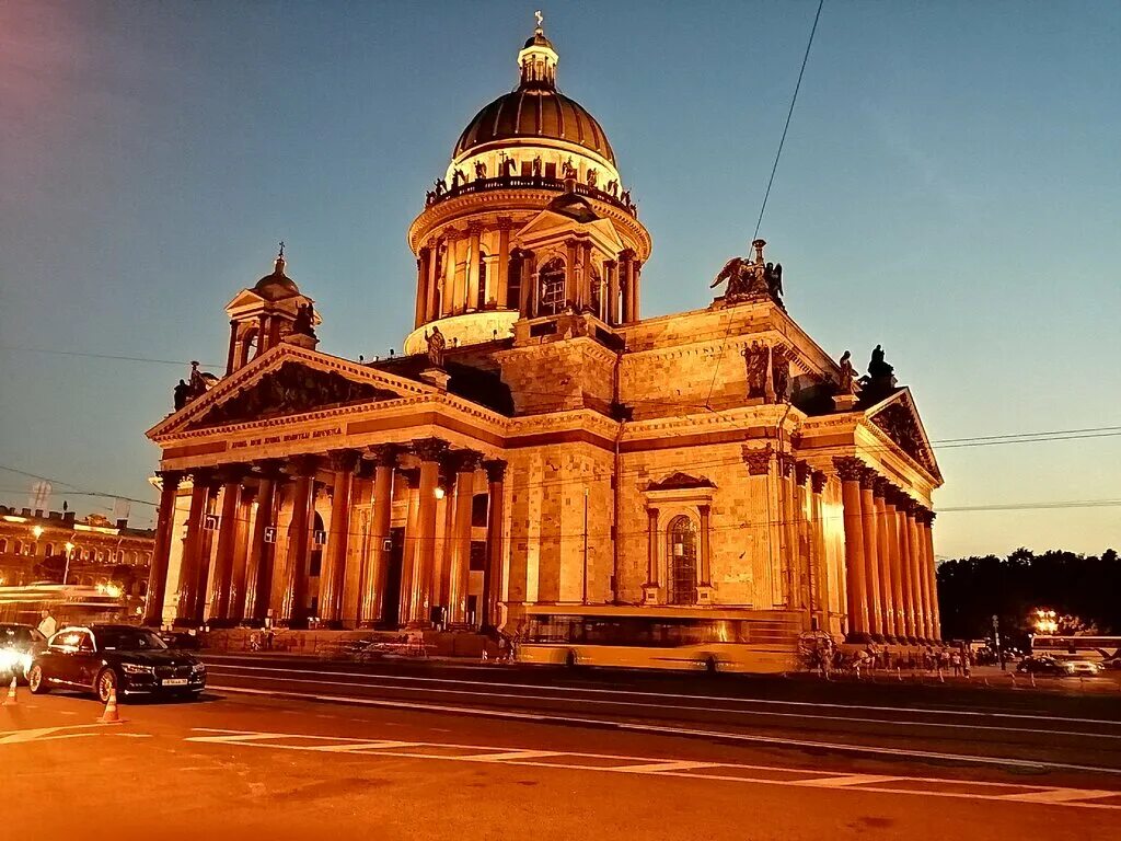 Исаакиевский собор музей. Исаакиевский собор внутри. Исаакиевский собор музей внутри. Тур в питер. Храм спаса-на-крови санкт-петербург.