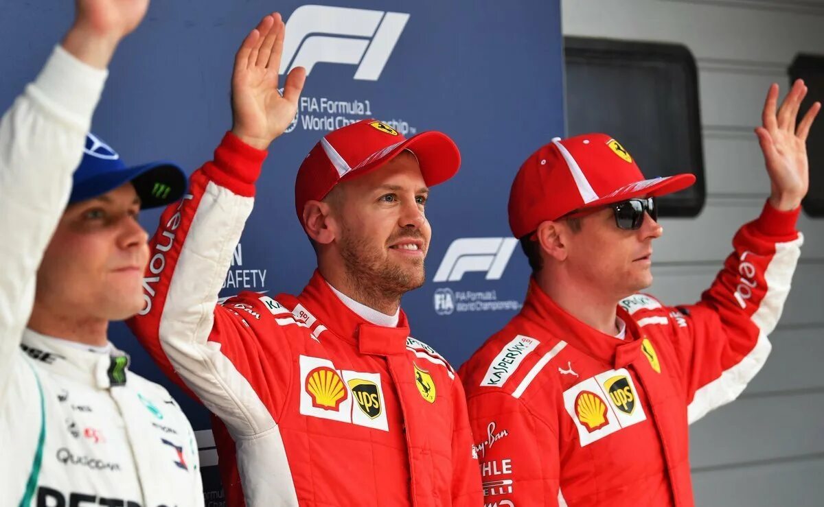 Квалификация китай формула 1. Sebastian Vettel 2018. Пилоты ф1. Гонщики формулы 1. Пилот формулы 1.