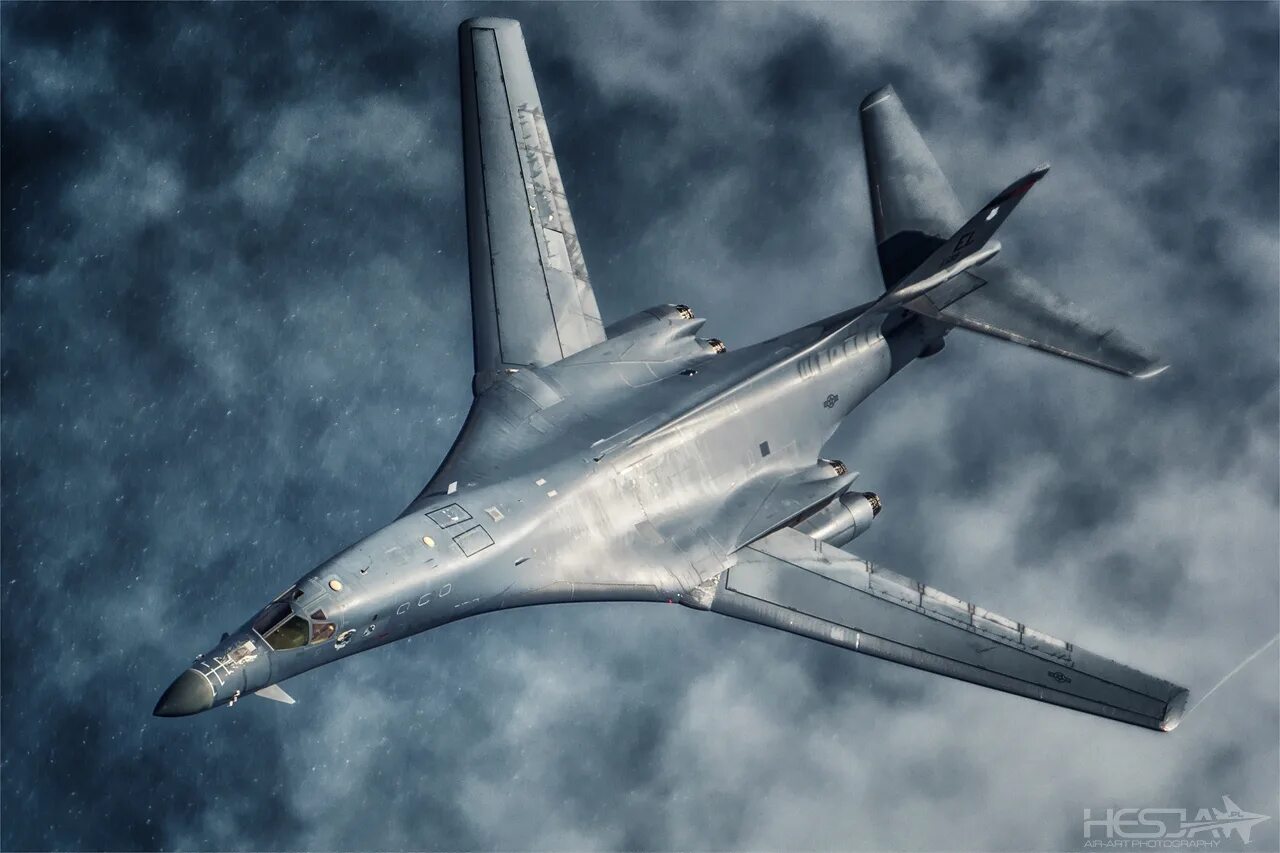 Rockwell b 1b lancer. Бомбардировщик b-1b lancer. rockwell b-1 lancer. ввс сша b-1b lancer.