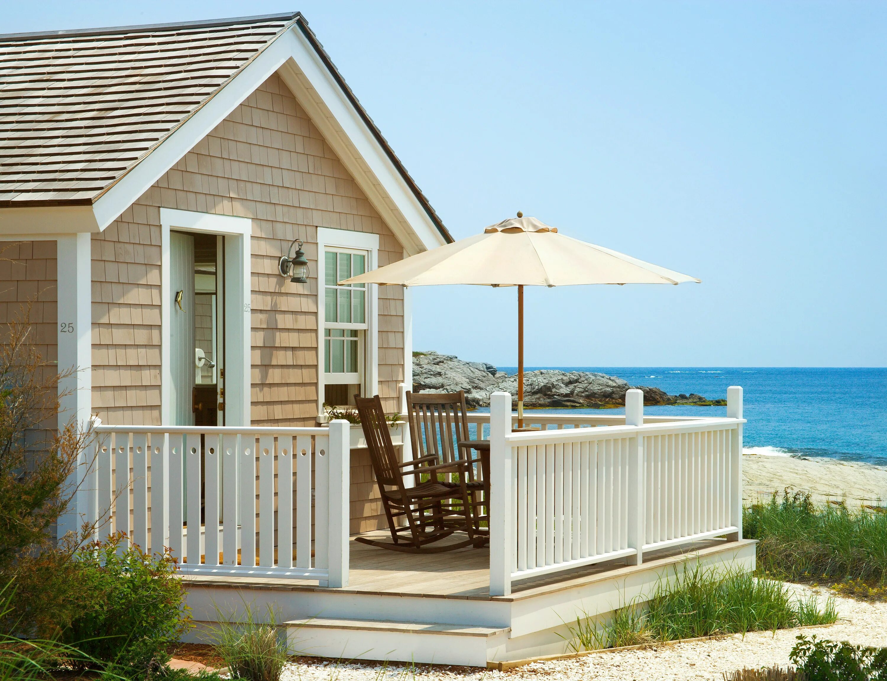 Купить дом на краснодарском побережье. Бунгало Хилл Алушта. Rhode Island , США Ocean House. Бунгало Бич Благовещенка. Моредомик Благовещенская.