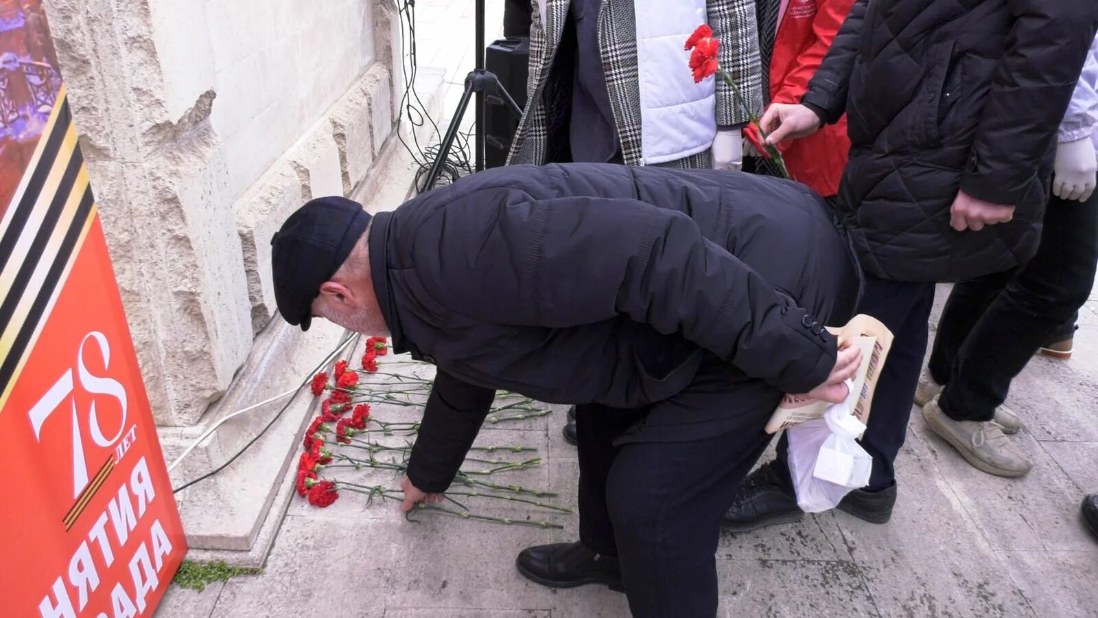 27 января день полного освобождения ленинграда. день памяти жертв геноцида 27 января освенцим освобождение. блакада лен ингпрада презинтация. день жертв холокоста. 27 января освобождение.