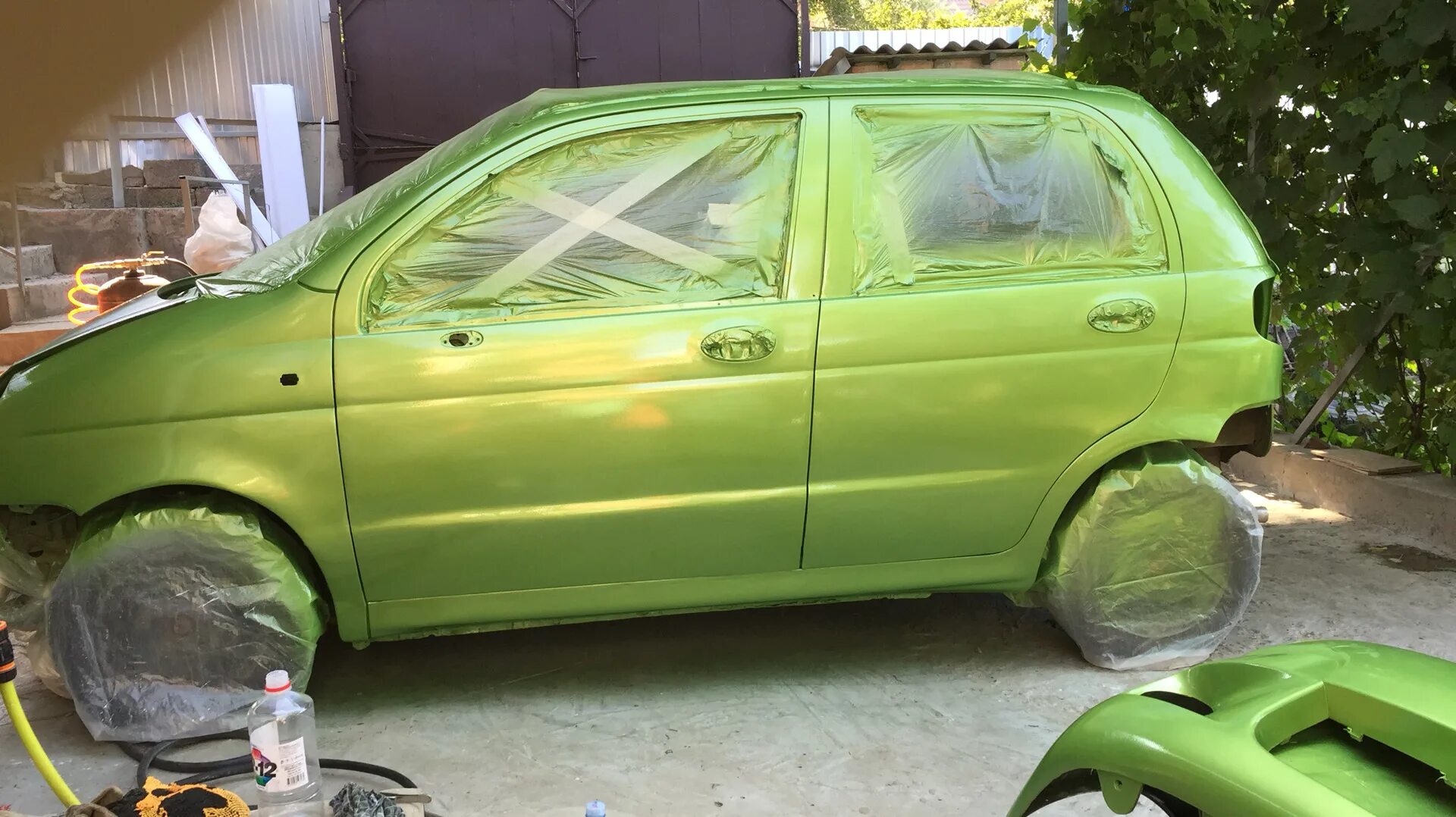 Цвета матизов краска. Матиз зеленый. салатовый матиз. краска daewoo matiz, код 49u. daewoo matiz покраска в 2 цвета.