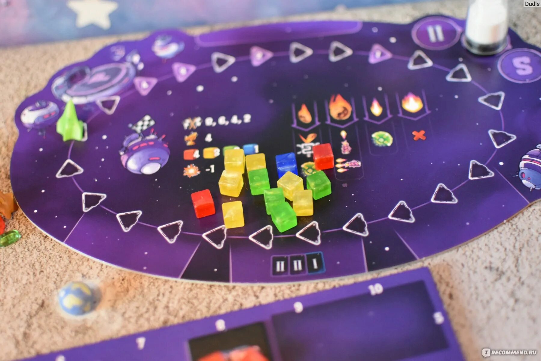 Настольная игра space. Настольная игра про космический корабль. Советская настольная игра про космос. Космос 2000 настольная игра.