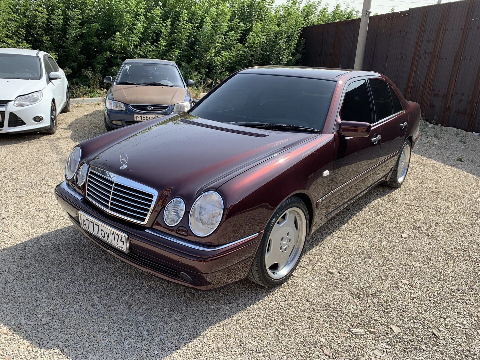 Купить мерседес 1998 года. Mercedes e200 w210. Mercedes Benz e320 w210. Мерседес w210 1998. Mercedes-Benz w210 1997.