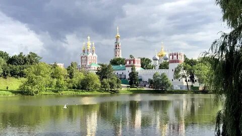 Новодевичьи пруды москва