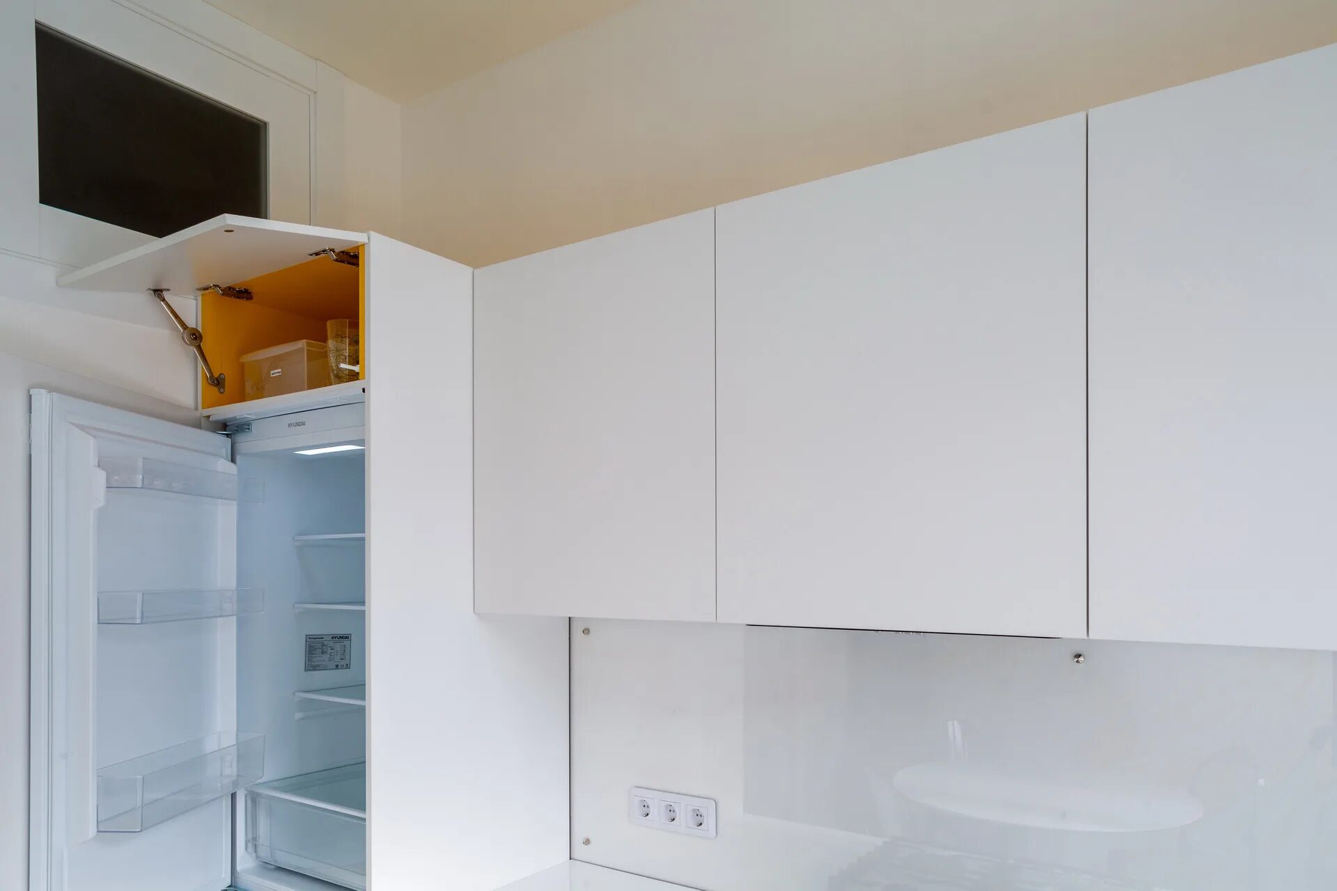 холодильник hyundai cc4023f. встраиваемый холодильник hyundai cc4023f. встроенный холодильник hyundai cc4023f. холодильник hyundai cc4023f схема встраивания. встраиваемый холодильник hyundai cc4023f.