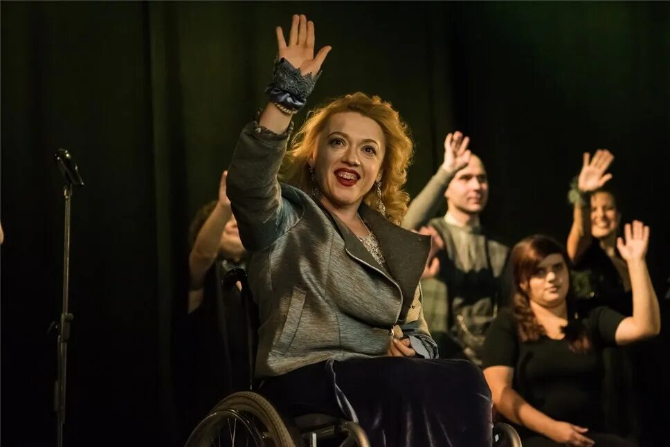 Драмтеатр рубцовск. Театр интервью. Интервью с артистом. Спектакль снег. Театр интервью.