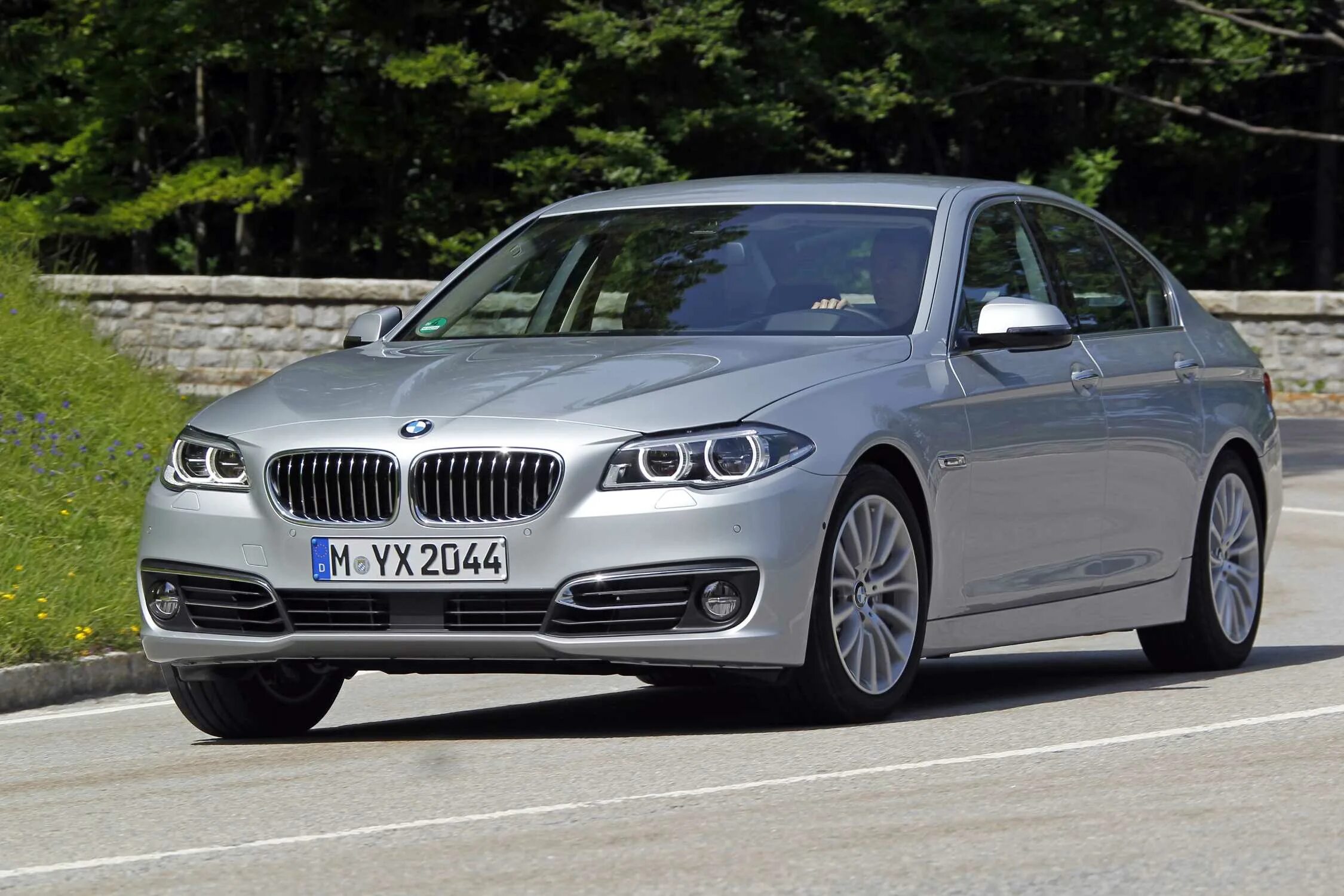 5 07 2016. Бмв 5 2016. bmw 5 530d.